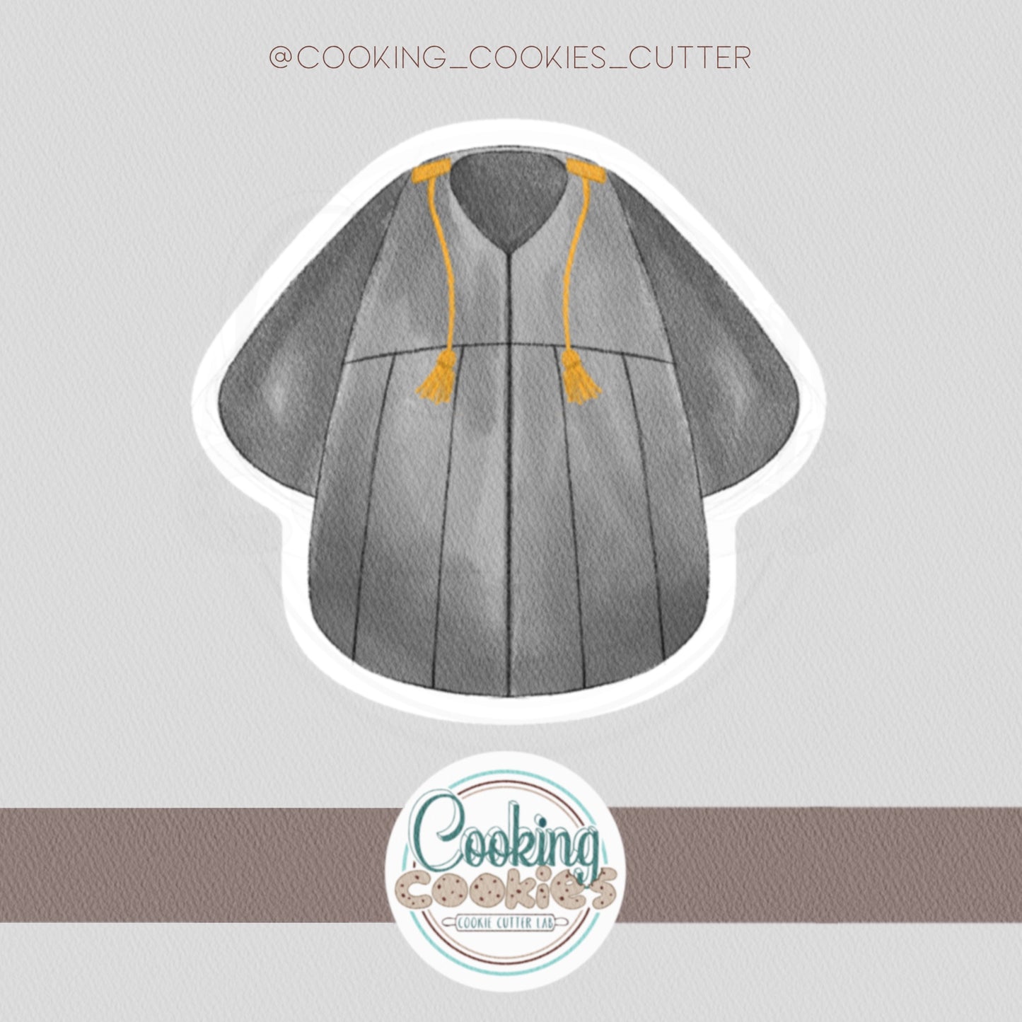 GRADUATION GOWN