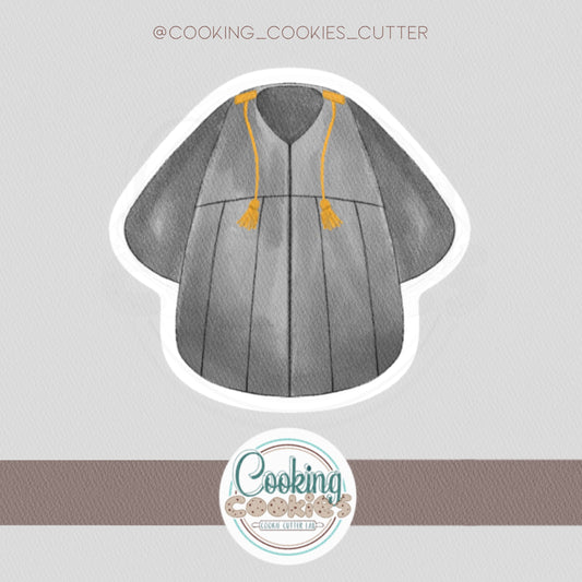 GRADUATION GOWN